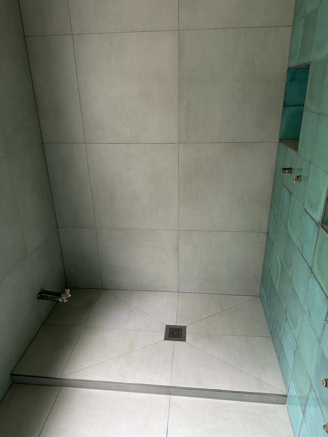 Vellaro Bäder & Räume - Badsanierung und Renovierung - Badezimmer