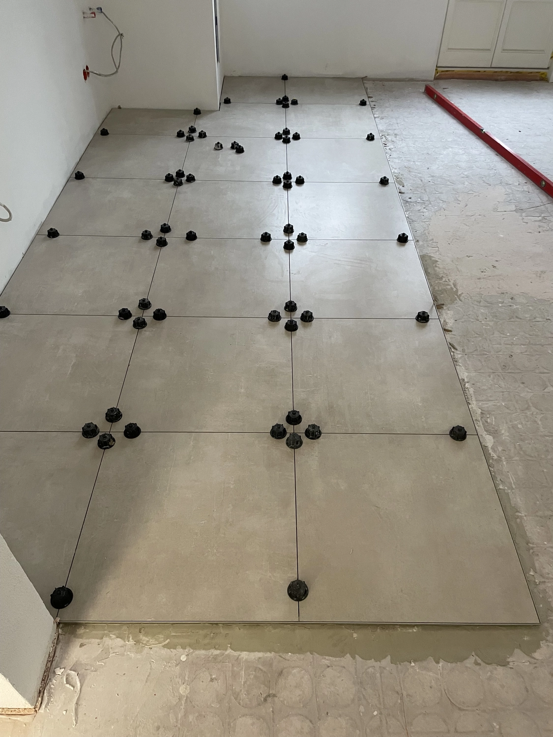 Vellaro Bäder & Räume - Spachtel- und Fliesenarbeiten - Bodenfliesen